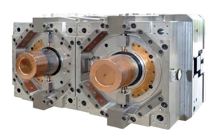 機(jī)油桶模具